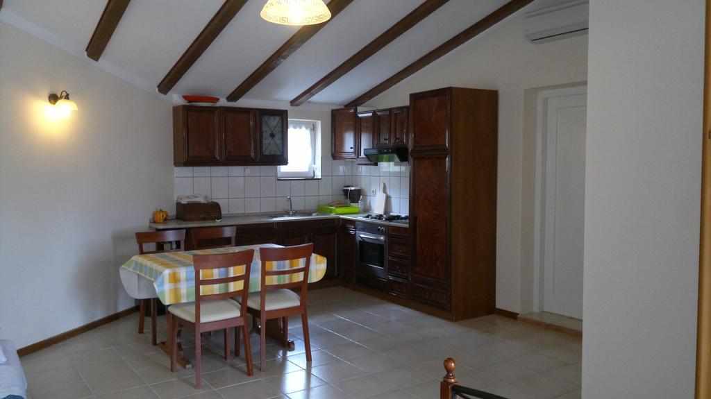 ホテル House Rozi Palit 部屋 写真